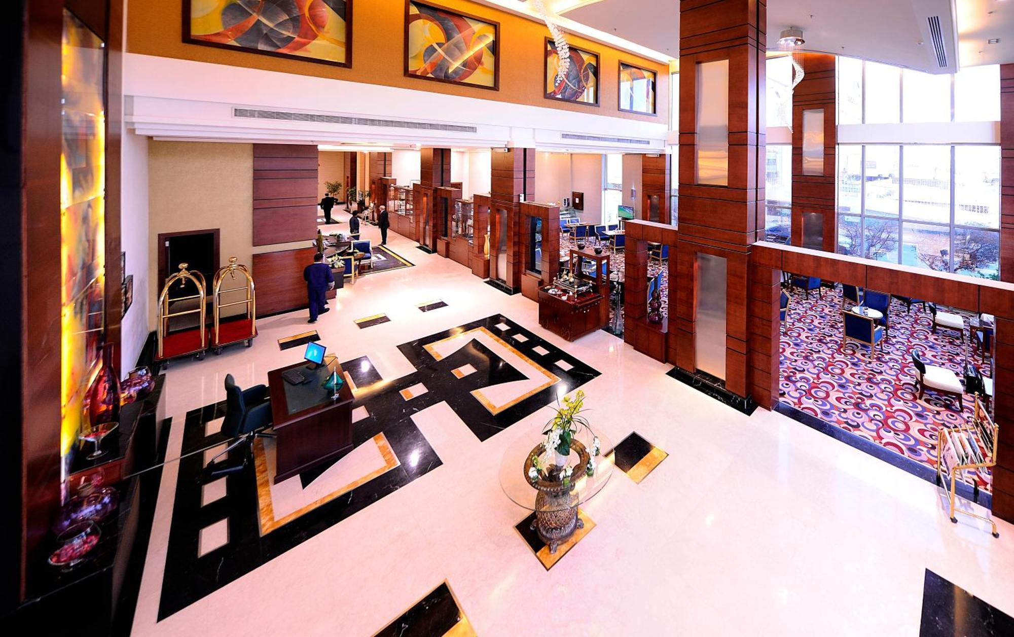 Qaser Al Hamra By Warwick Riad Exterior foto