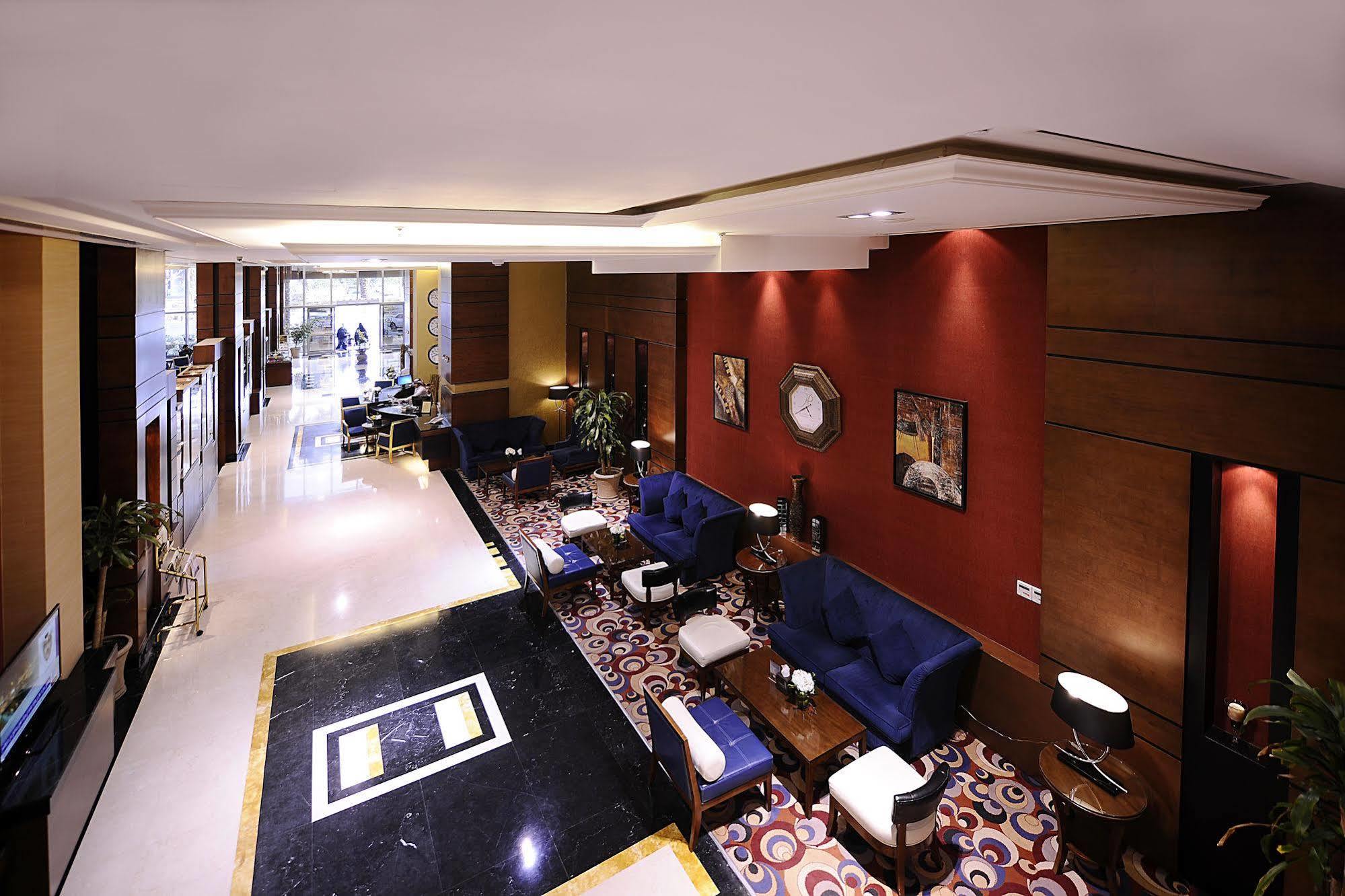 Qaser Al Hamra By Warwick Riad Exterior foto
