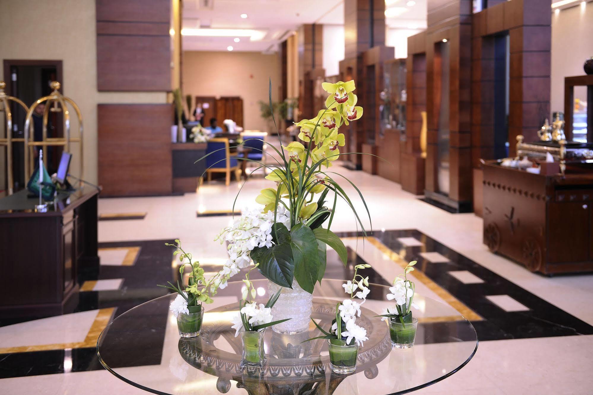 Qaser Al Hamra By Warwick Riad Exterior foto