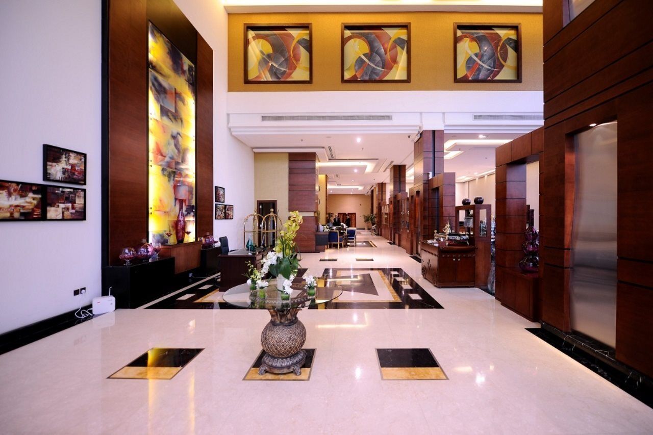 Qaser Al Hamra By Warwick Riad Exterior foto